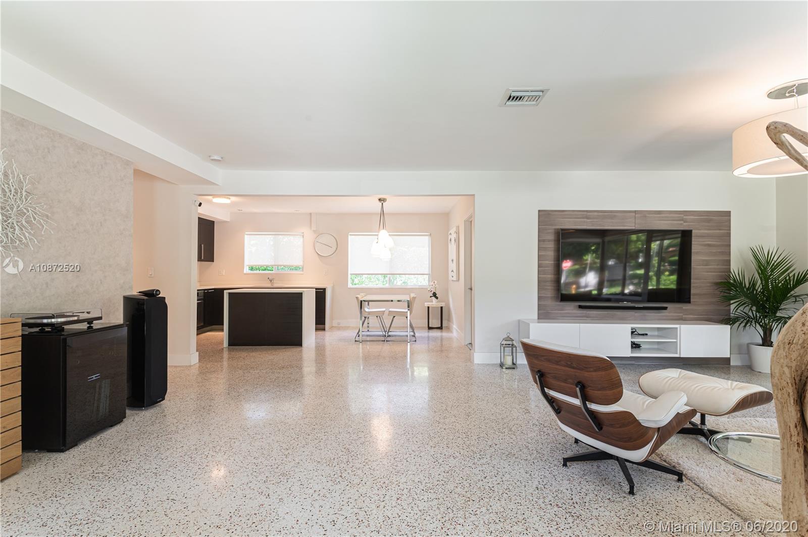 5710 South Le Jeune Road Coral Gables, FL 33146 - Photo 9 of 22