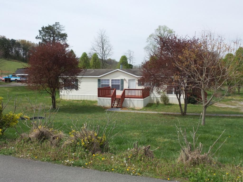 107 Lee Valley Road Whitesburg, TN 37891 - Photo 3 of 16 Photo 3