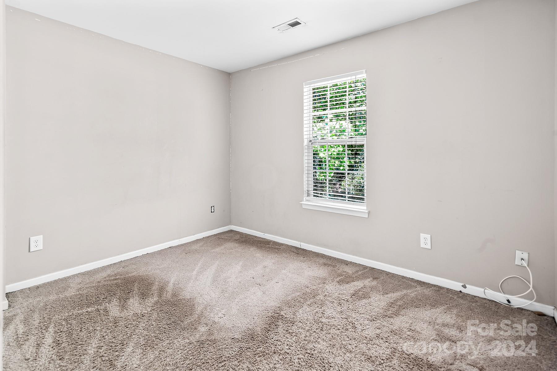 8214 Pozzi Road, Unit 14 Charlotte, NC 28216 - Photo 19 of 27 Gallery Image 19