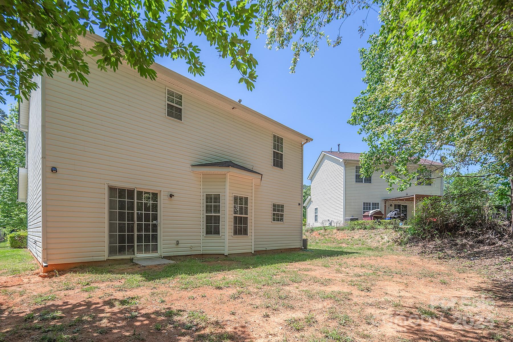 8214 Pozzi Road, Unit 14 Charlotte, NC 28216 - Photo 2 of 27 Gallery Image 2