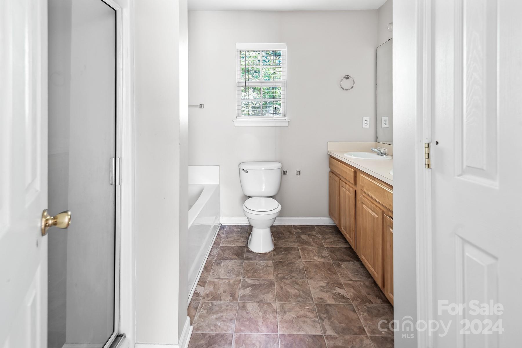 8214 Pozzi Road, Unit 14 Charlotte, NC 28216 - Photo 23 of 27 Gallery Image 23