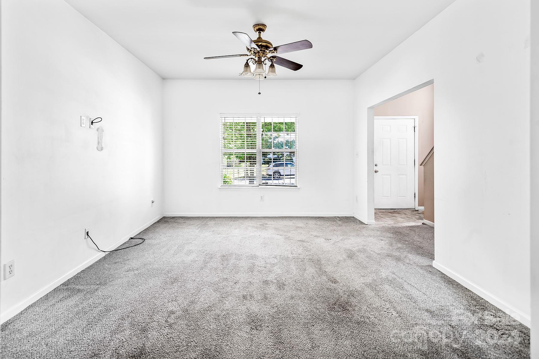 8214 Pozzi Road, Unit 14 Charlotte, NC 28216 - Photo 7 of 27 Gallery Image 7