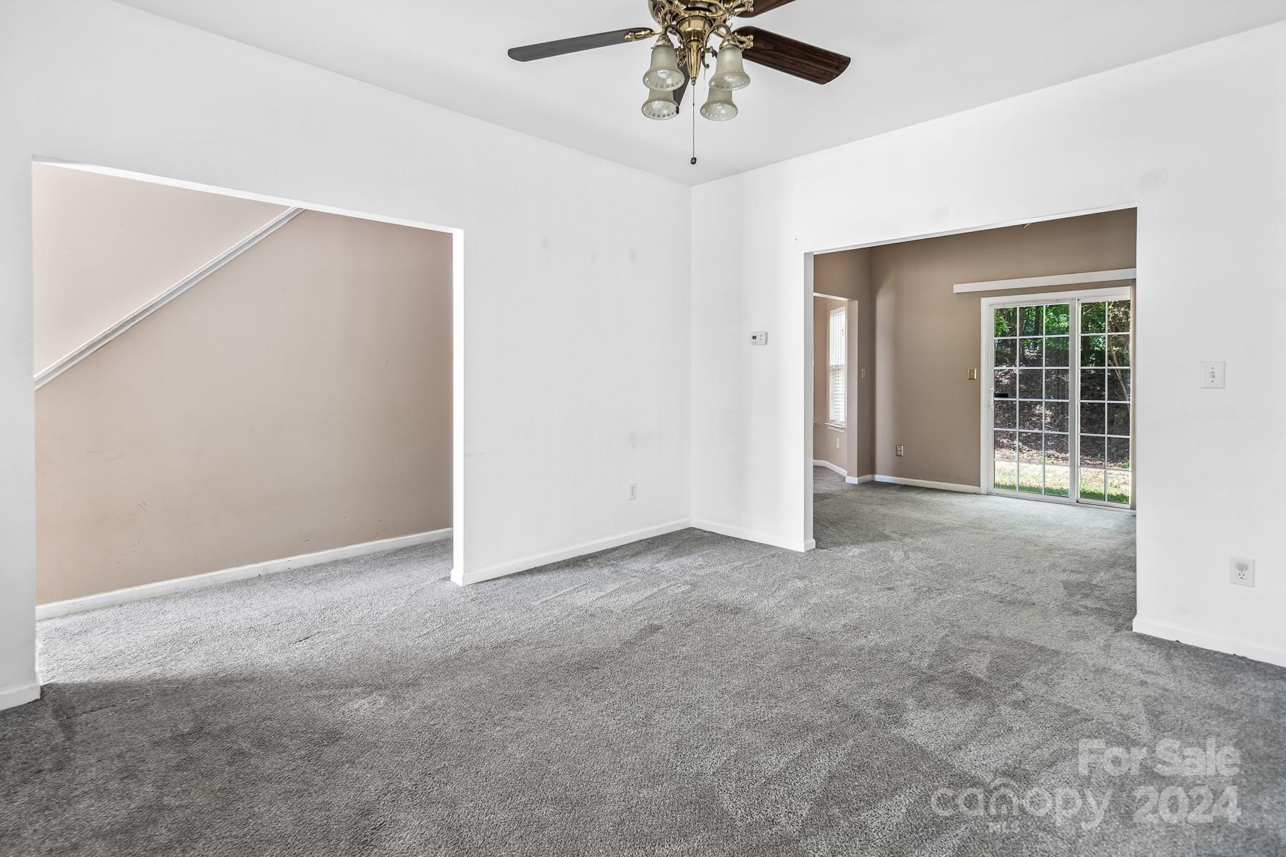 8214 Pozzi Road, Unit 14 Charlotte, NC 28216 - Photo 9 of 27 Gallery Image 9
