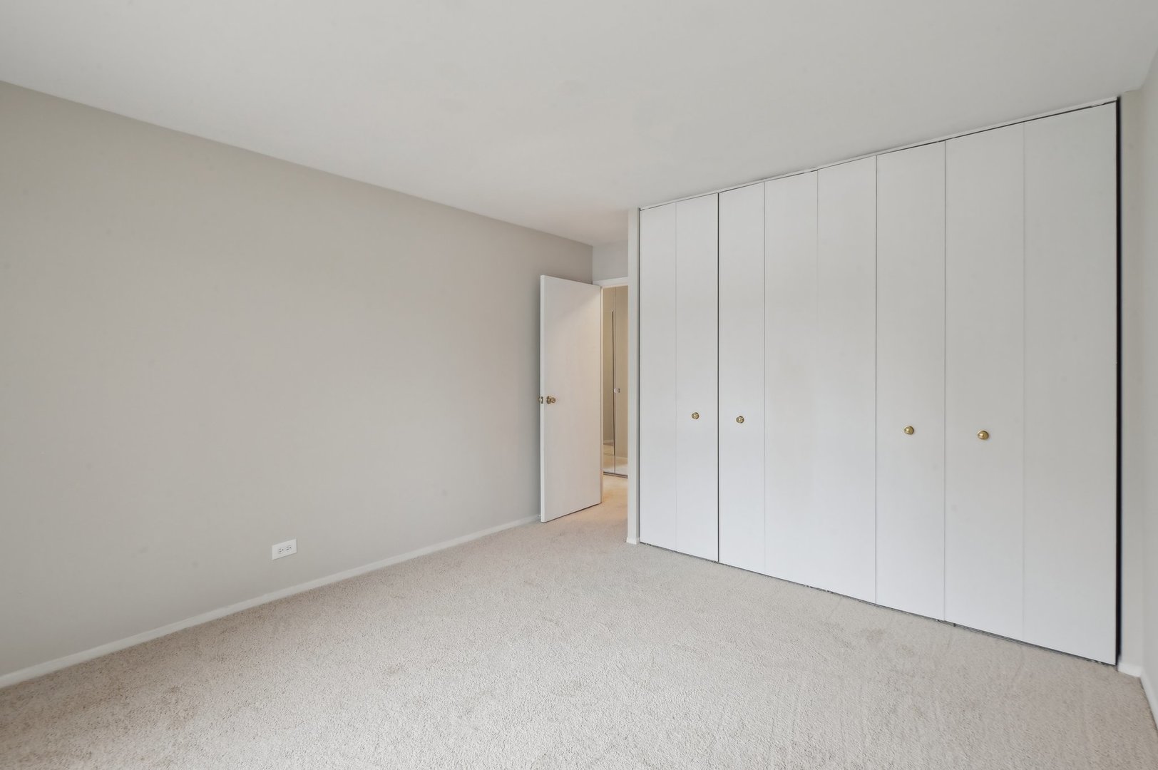 1615 East Central Road, Unit 121C Arlington Heights, IL 60005 - Photo 19 of 23 a view of an empty room