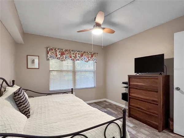 $160,000 | 515 30th Avenue West, Unit H111, Bradenton, FL 34205