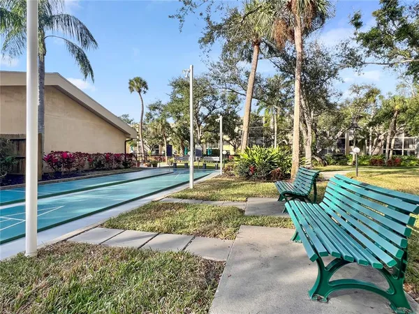 $160,000 | 515 30th Avenue West, Unit H111, Bradenton, FL 34205