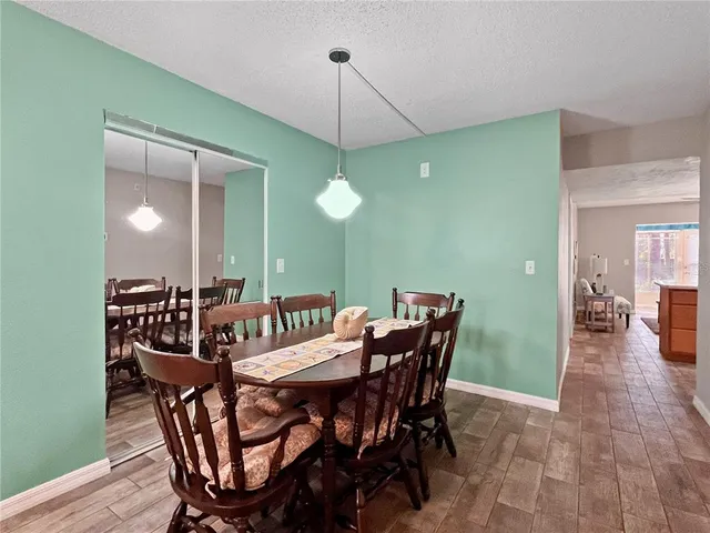 $179,000 | 515 30th Avenue West, Unit H111, Bradenton, FL 34205