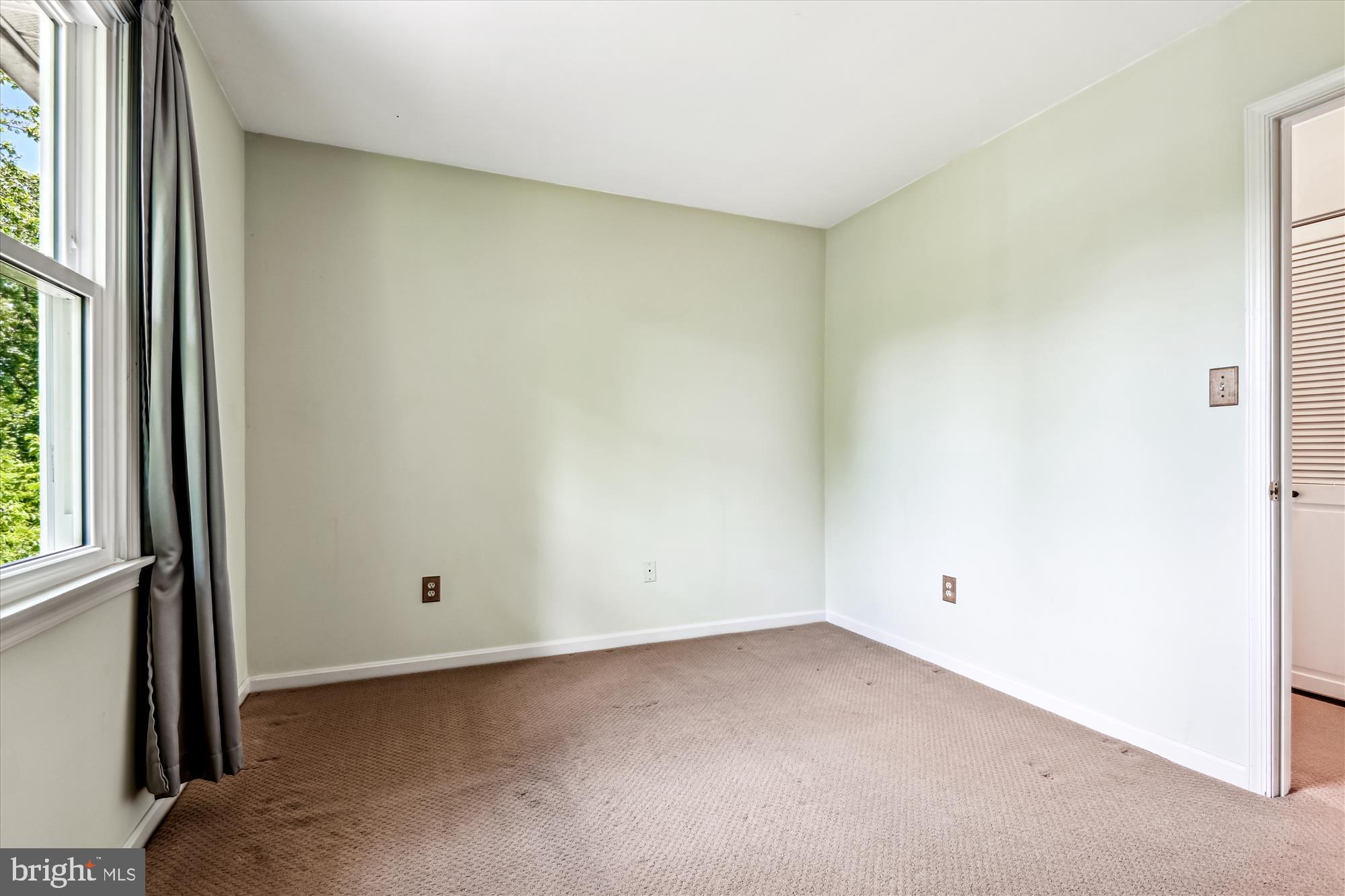 1302 Terry Way Fallston, MD 21047 - Photo 38 of 51 an empty room with a window