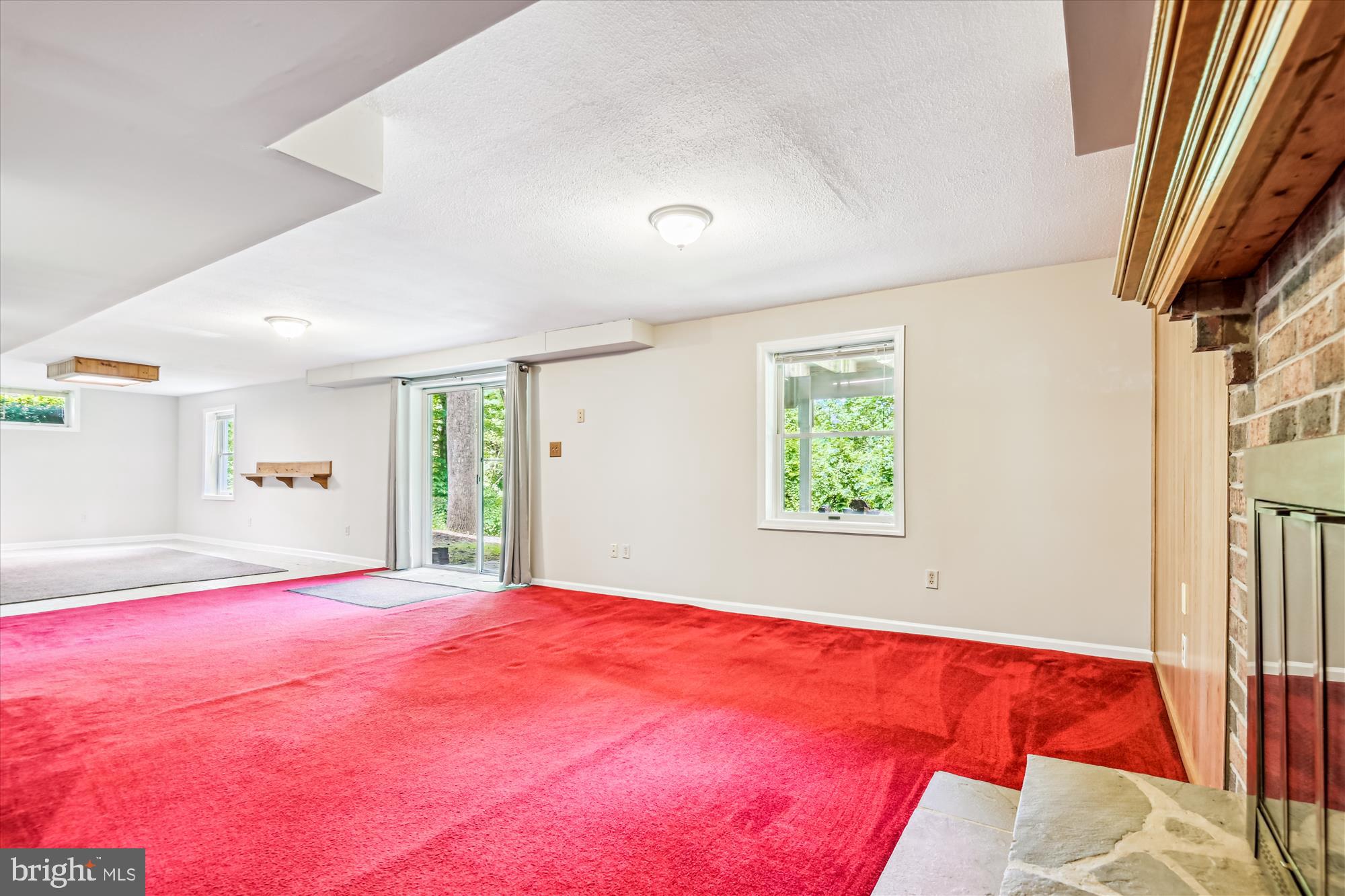 1302 Terry Way Fallston, MD 21047 - Photo 46 of 51 a big room with a bed and a large window