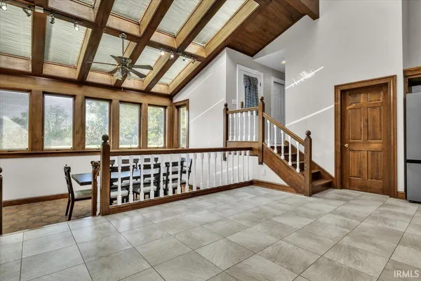 $592,000 | 1711 Old Plank Road, Newburgh, IN 47630