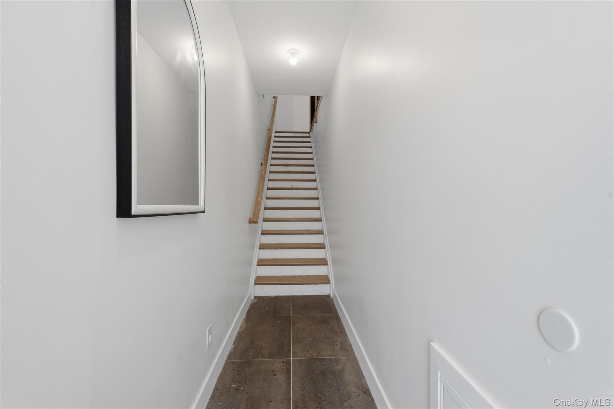 7 Valley Way, Unit 220 Spring Valley, NY 10977 - Photo 3 of 50 a view of a hallway with entryway