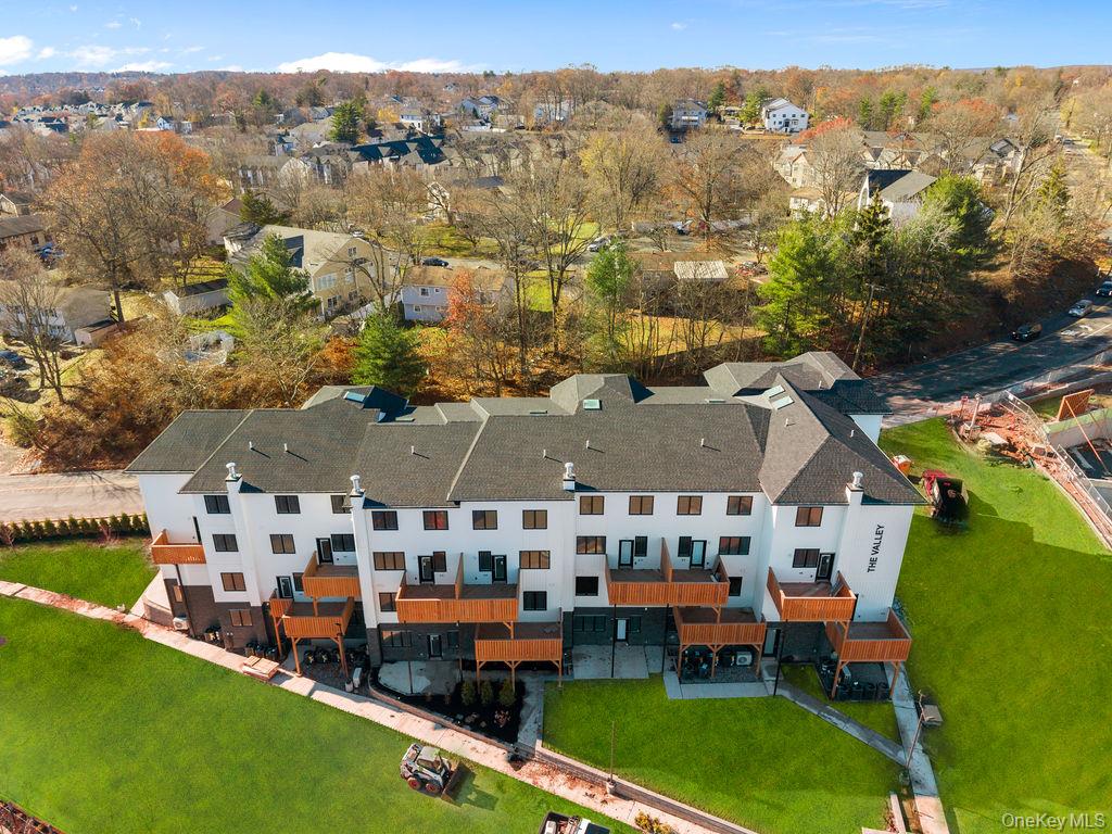 7 Valley Way, Unit 220 Spring Valley, NY 10977 - Photo 48 of 50 an aerial view of multiple house