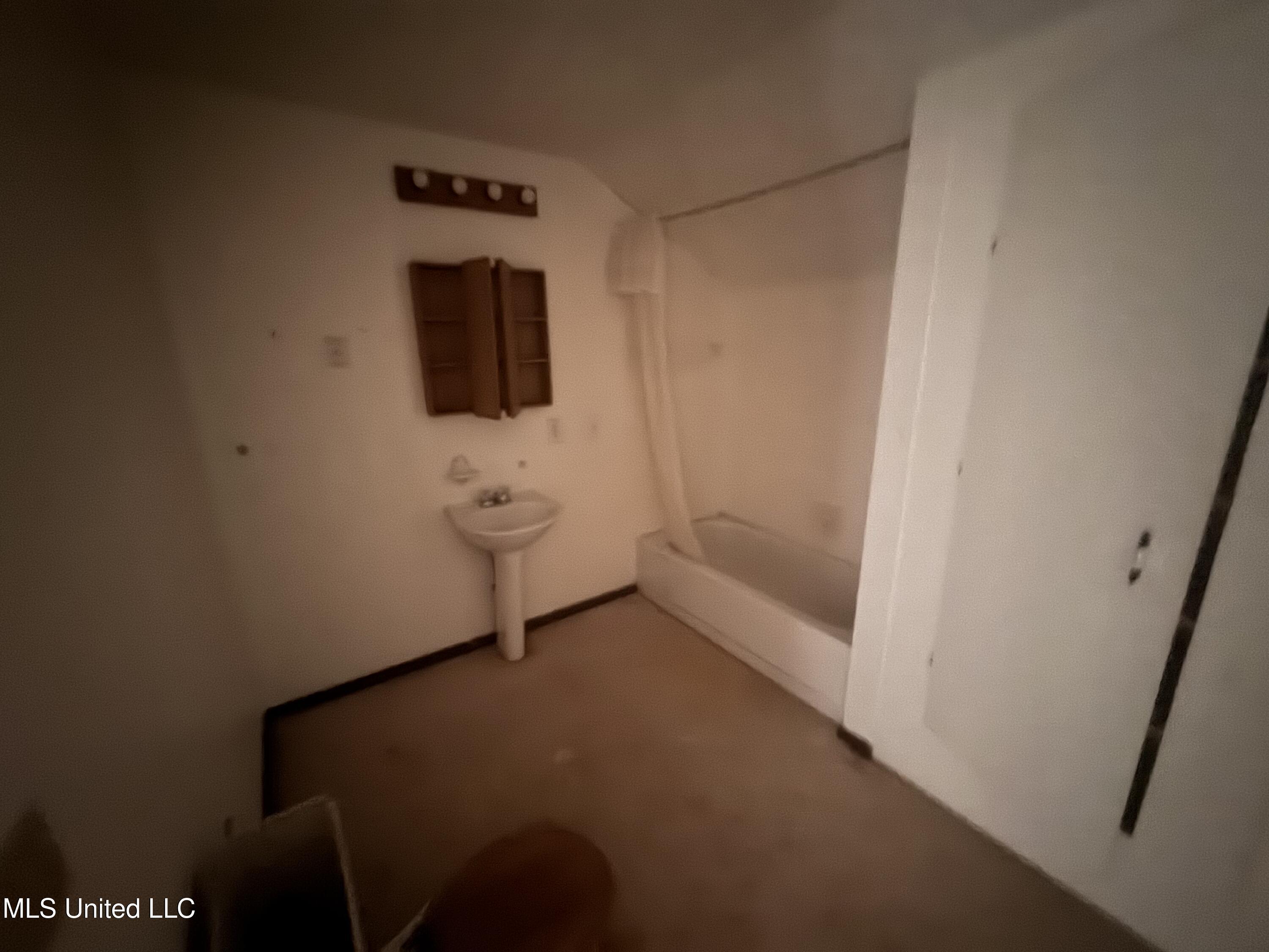 2169 Highway 429 Carthage, MS 39051 - Photo 13 of 14 IMG_4702