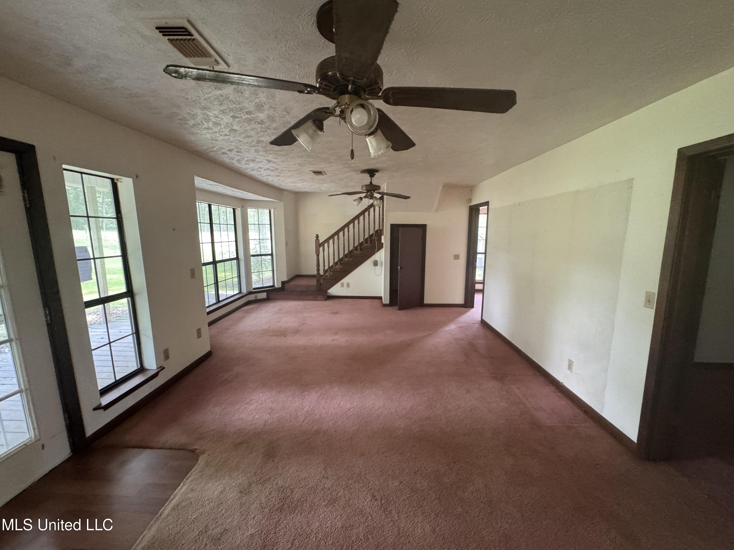 2169 Highway 429 Carthage, MS 39051 - Photo 7 of 14 IMG_4696