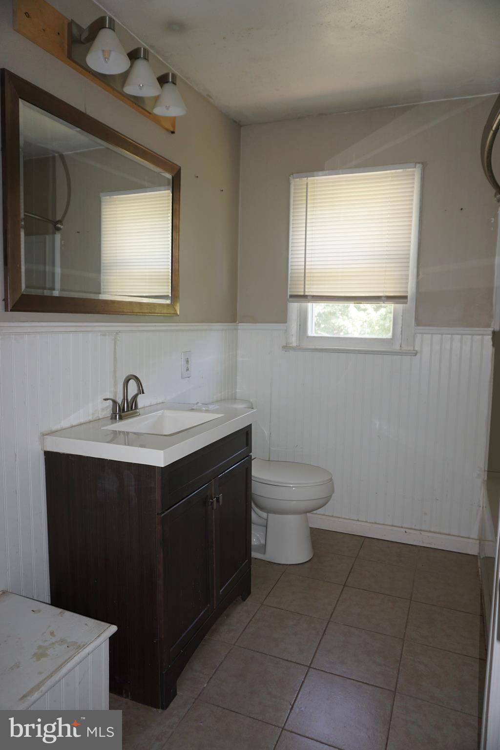 1609 Seward Road Chester, MD 21619 - Photo 12 of 14 Bath