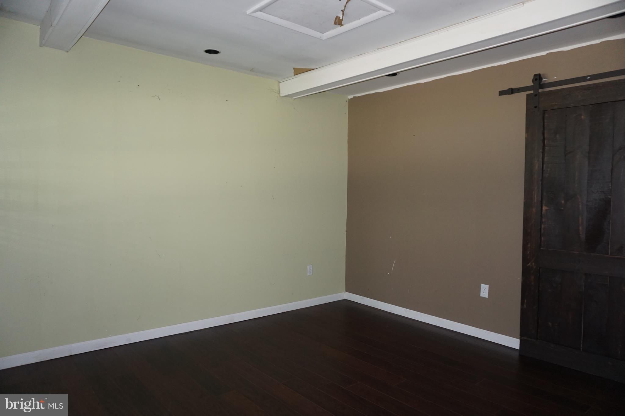 1609 Seward Road Chester, MD 21619 - Photo 8 of 14 Bedroom (Master)