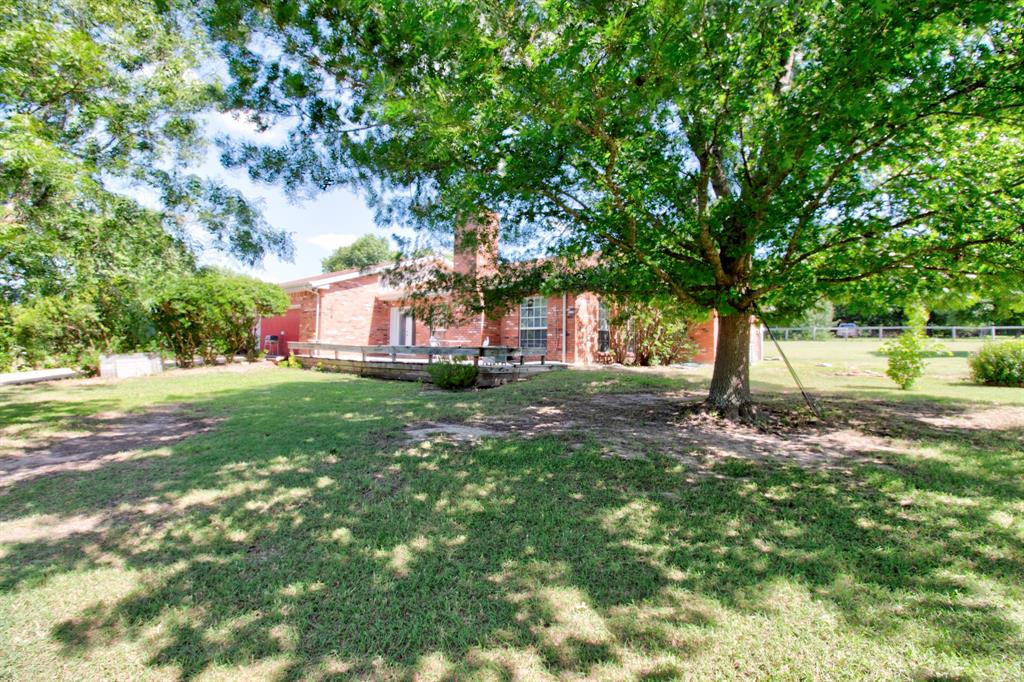 21921 Quail Run Road Sanger, TX 76266 - Photo 28 of 37