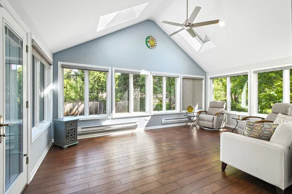 $5,300 | 543 Gateshead Drive, Naperville, IL 60565