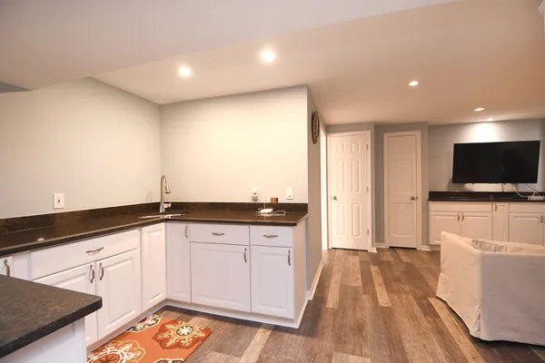 $5,300 | 543 Gateshead Drive, Naperville, IL 60565