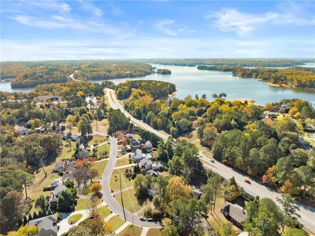 $425,000 | 2831 Village Court, Gainesville, GA 30506