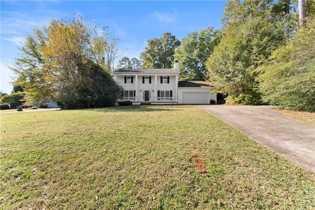 $425,000 | 2831 Village Court, Gainesville, GA 30506