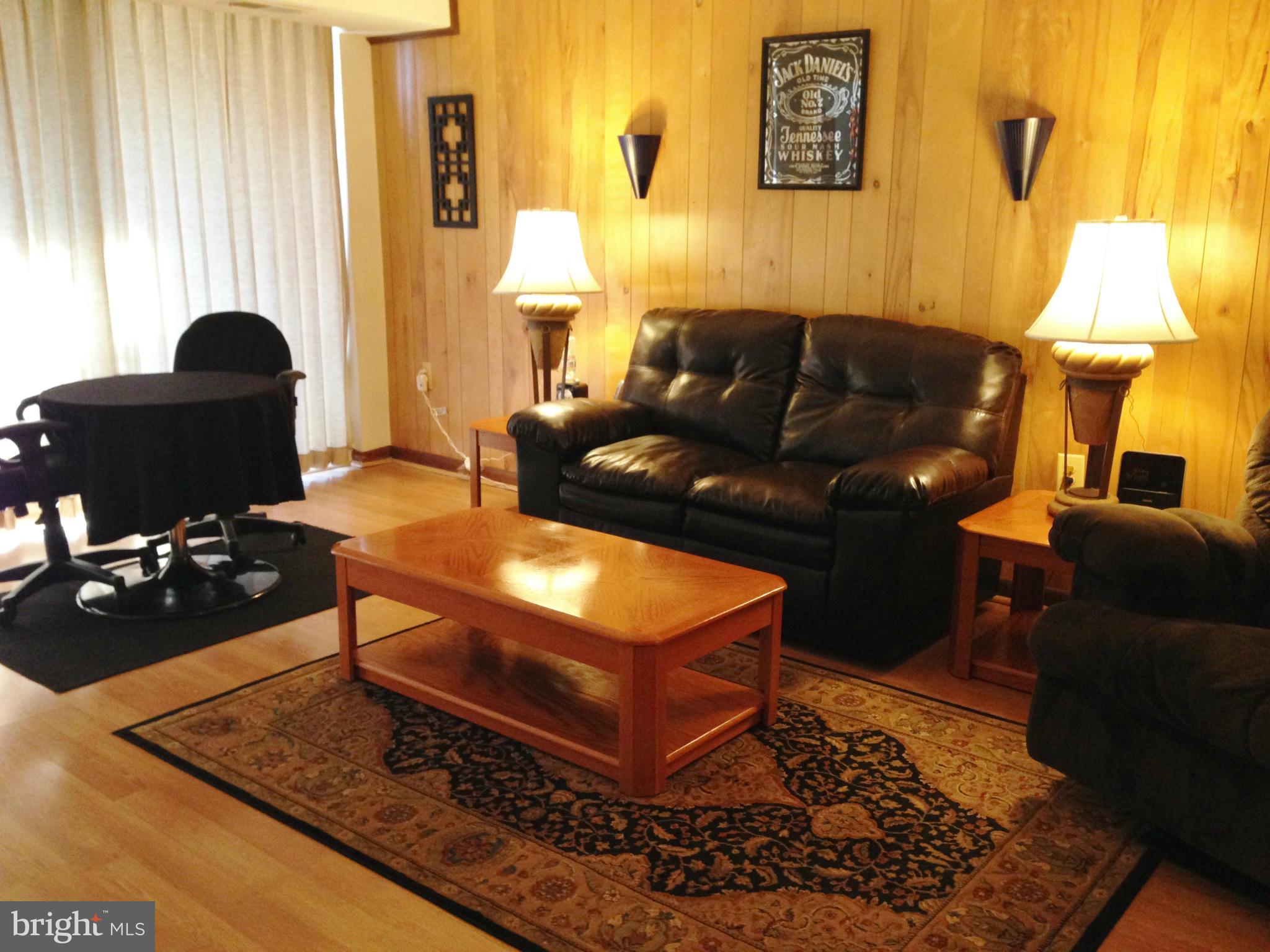 1411 Northgate Square, Unit 2A Reston, VA 20190 - Photo 3 of 26 Living room