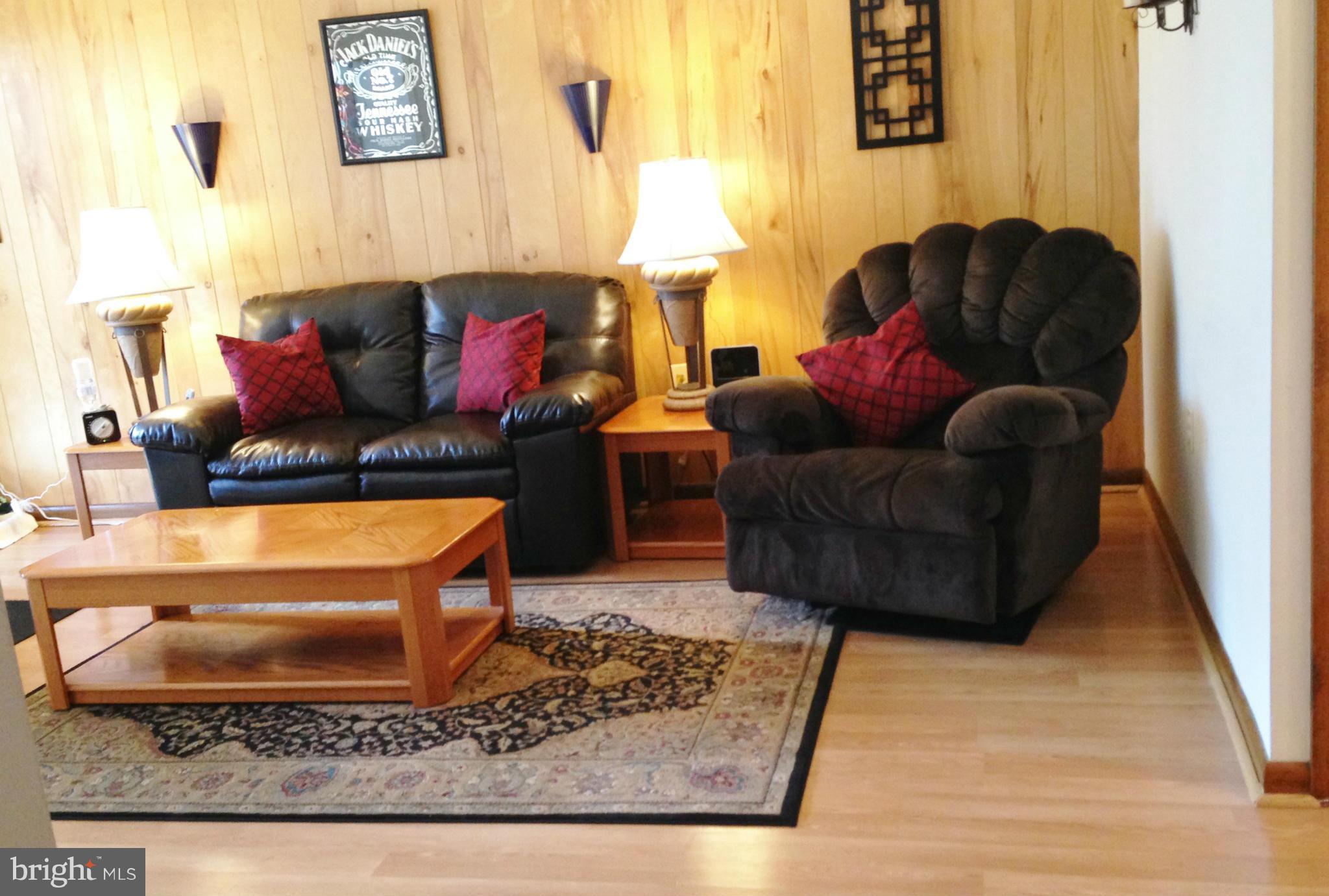 1411 Northgate Square, Unit 2A Reston, VA 20190 - Photo 4 of 26 Living room