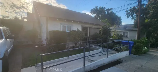 a view of outdoor space