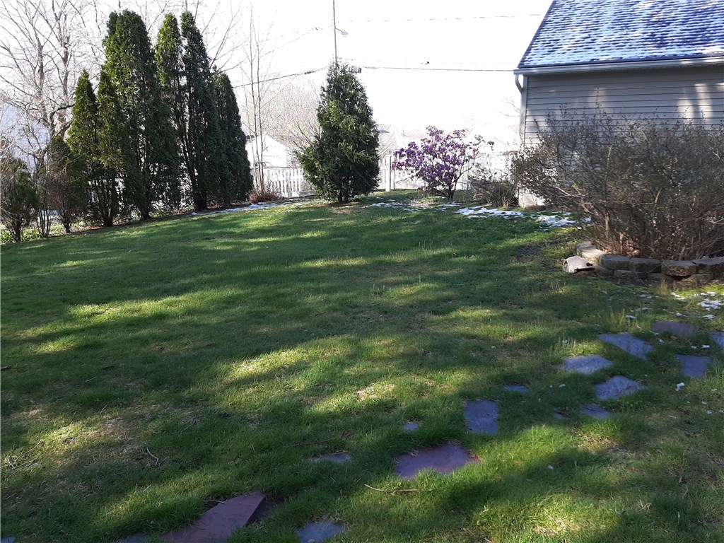 25 Hopeview Street Coventry, RI 02816 - Photo 8 of 24 Gallery Image 8