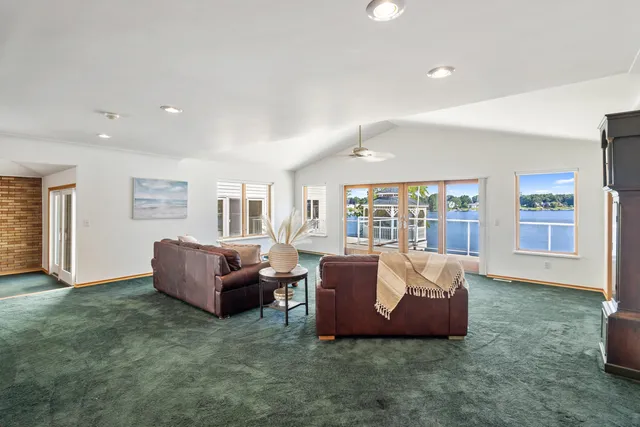 $1,659,240 | 15665 Portage Road, Vicksburg, MI 49097