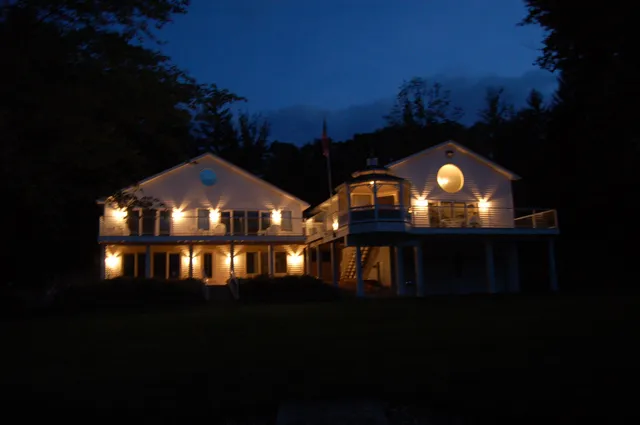 $1,659,240 | 15665 Portage Road, Vicksburg, MI 49097