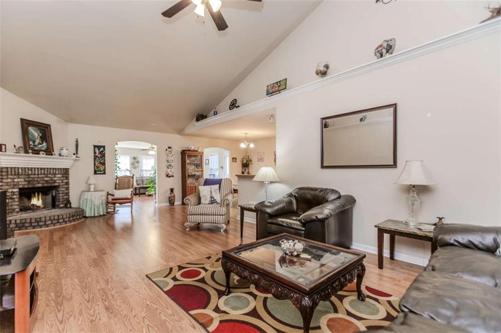 855 Crystal Meadow Drive Winder, GA 30680 - Photo 6 of 32