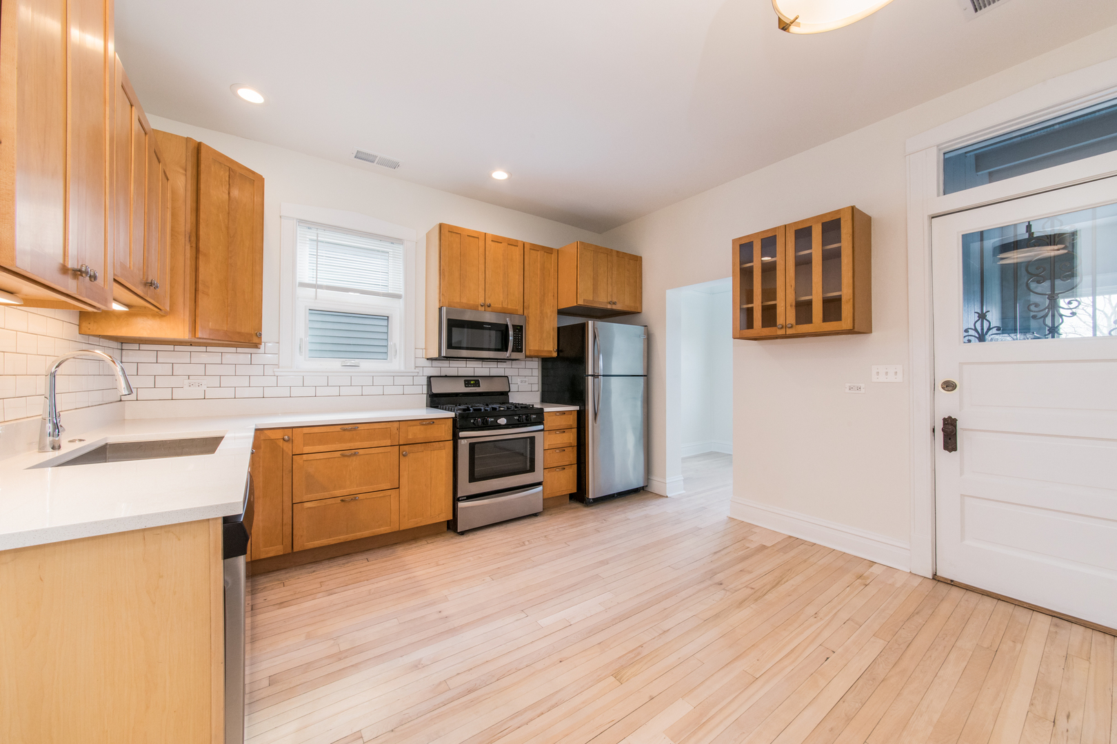 3446 North Springfield Avenue, Unit 2 Chicago, IL 60618 - Photo 11 of 23