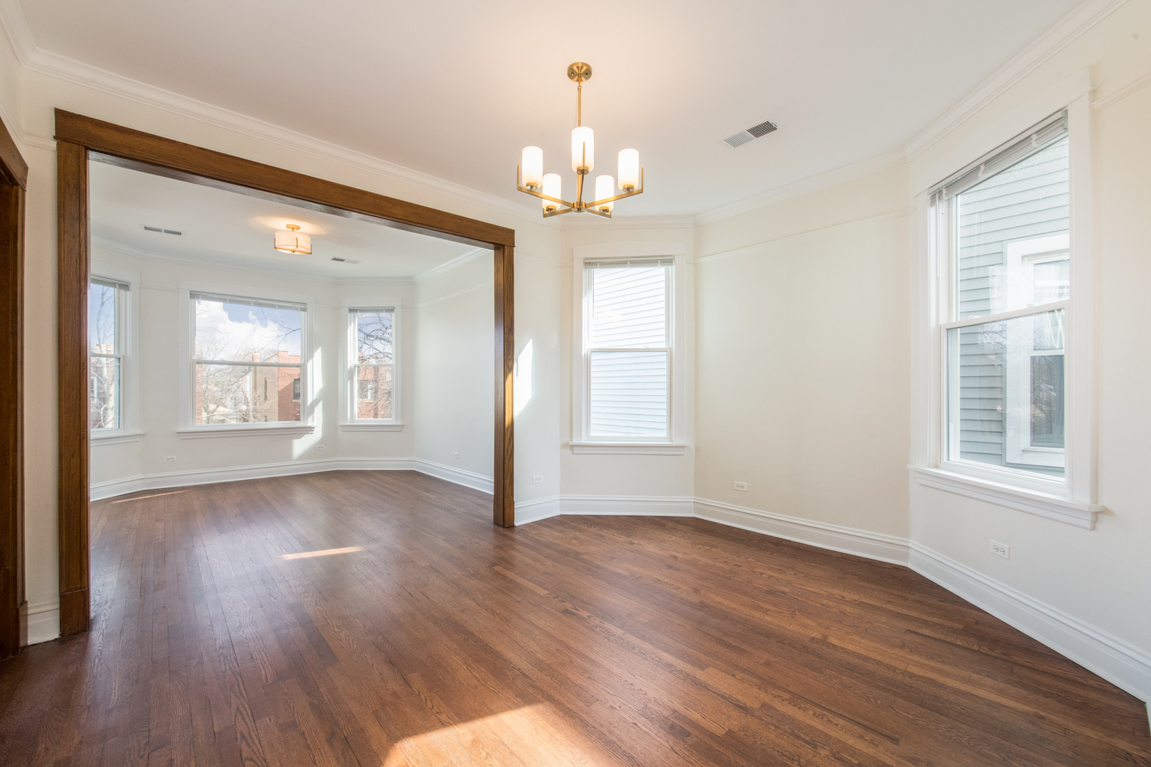 3446 North Springfield Avenue, Unit 2 Chicago, IL 60618 - Photo 5 of 23