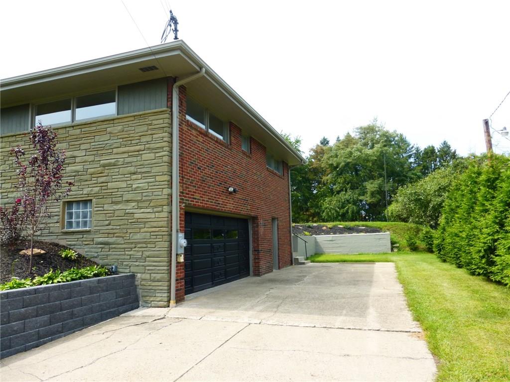 31 Coraopolis Road Coraopolis, PA 15108 - Photo 24 of 25 Gallery Image 24
