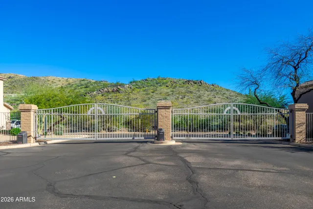 $469,900 | 414 East Redwood Lane, Phoenix, AZ 85048