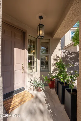 $469,900 | 414 East Redwood Lane, Phoenix, AZ 85048