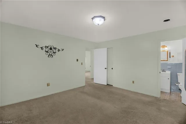 $299,900 | 387 Ledford Circle, High Point, NC 27265