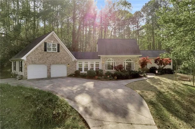 $677,000 | 1980 Cedar Bluff Road, Monroe, GA 30656