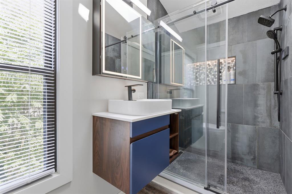 983 Becks Run Road Pittsburgh, PA 15210 - Photo 21 of 45 Gallery Image 21