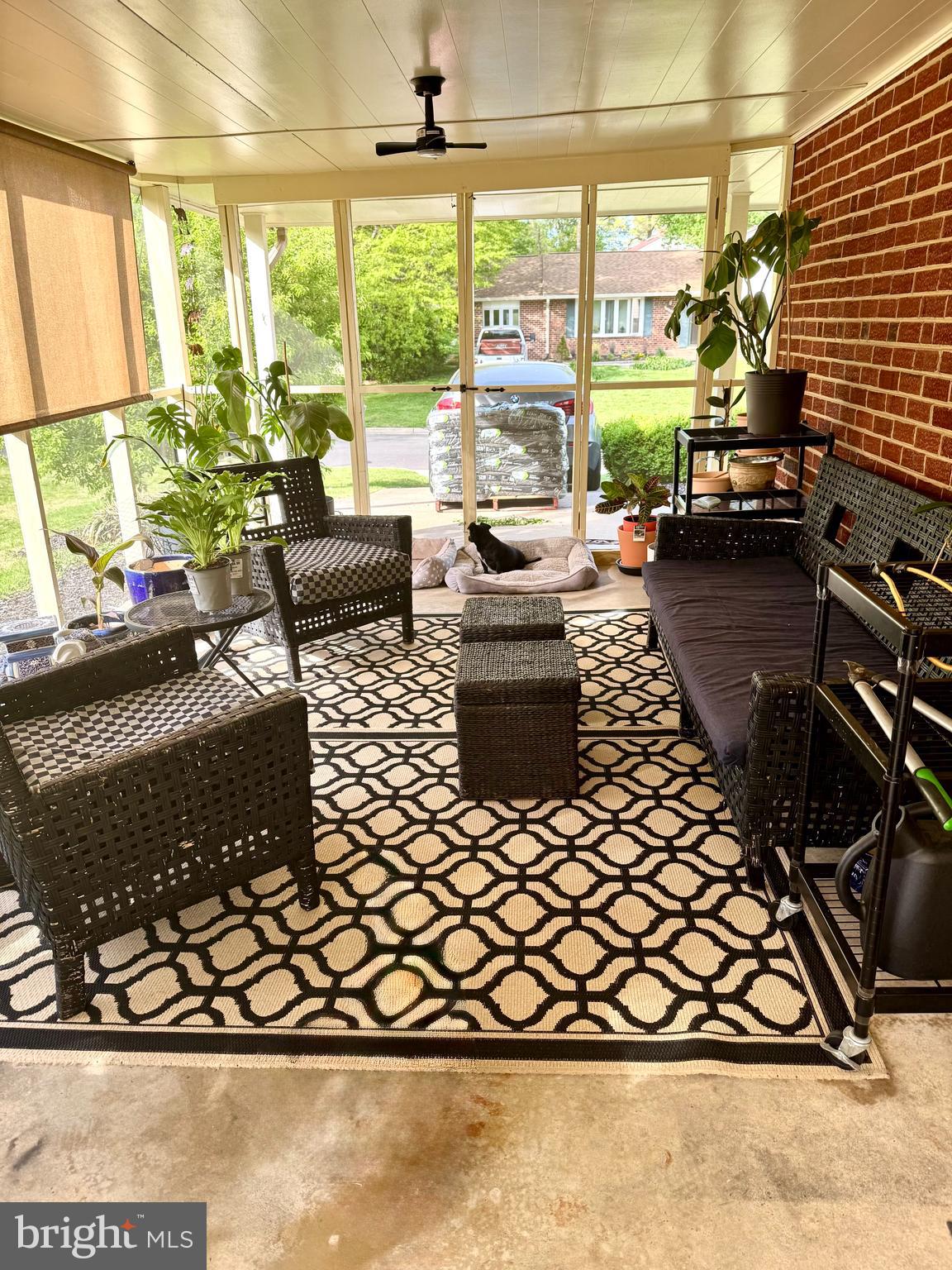 3201 Castleleigh Road Silver Spring, MD 20904 - Photo 20 of 22 Screened-In Carport