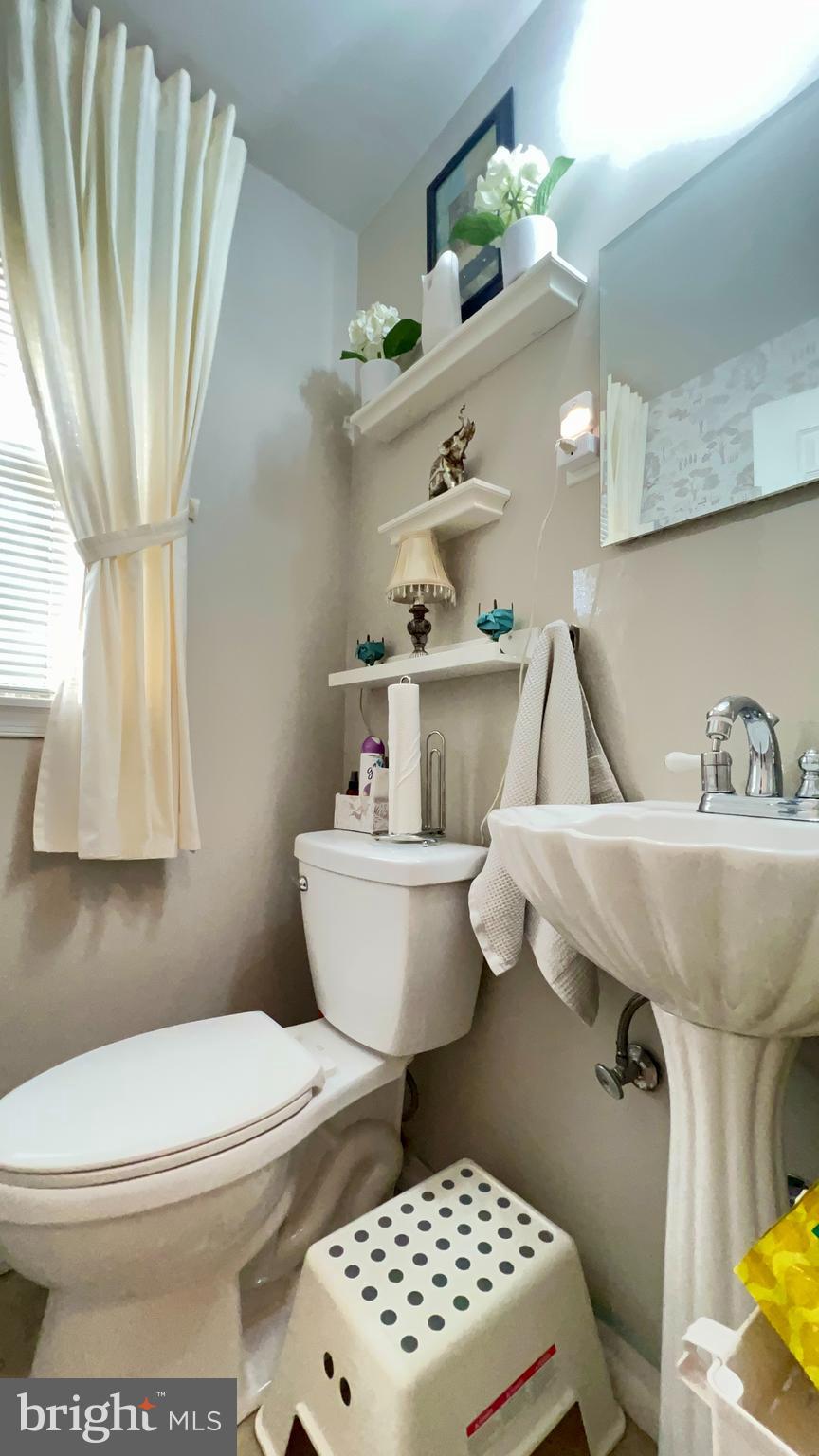 3201 Castleleigh Road Silver Spring, MD 20904 - Photo 8 of 22