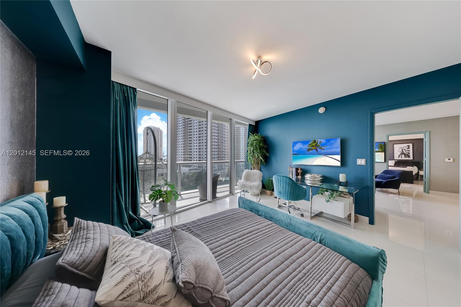465 Brickell Avenue, Unit 1019 Miami, FL 33131 - Photo 12 of 15