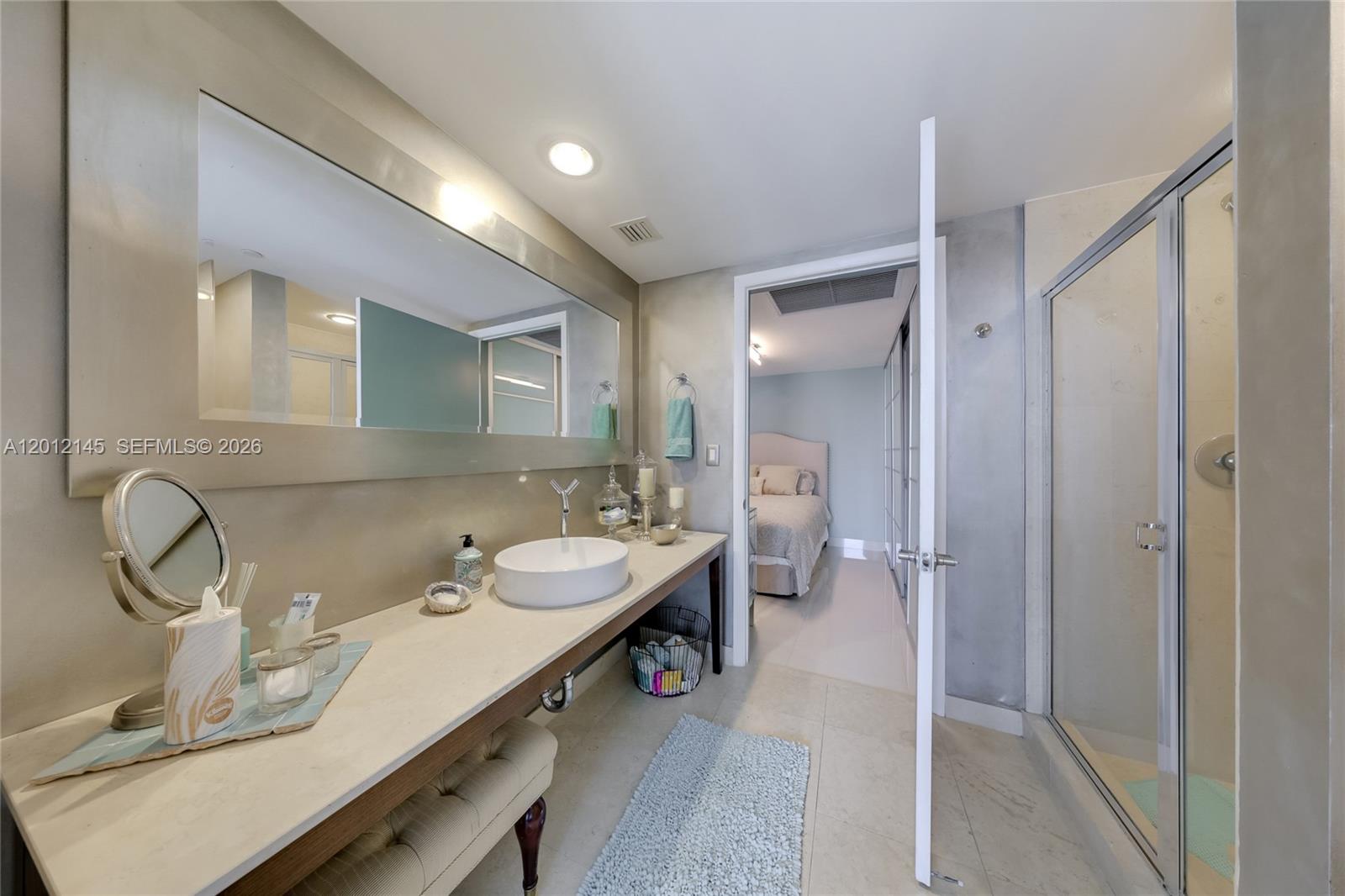 465 Brickell Avenue, Unit 1019 Miami, FL 33131 - Photo 14 of 15