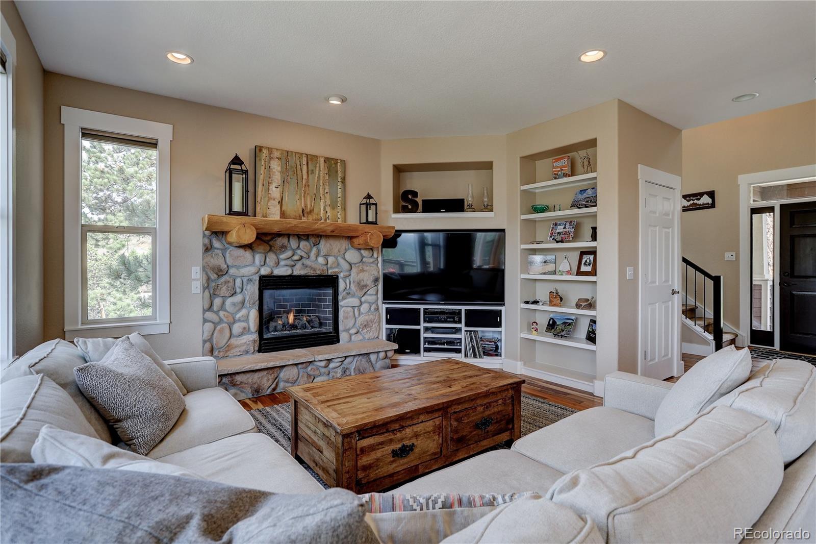 26278 Snowdrop Road Evergreen, CO 80439 - Photo 5 of 40 Gallery Image 5