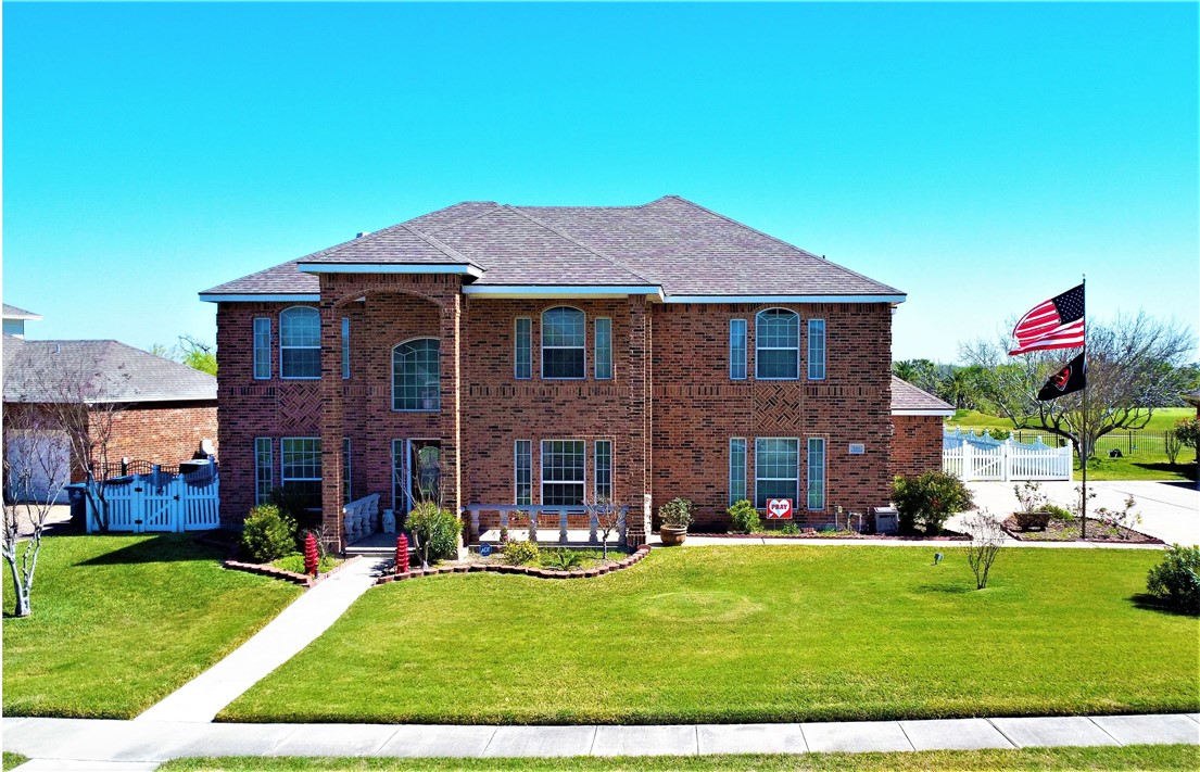 520 Pinehurst  