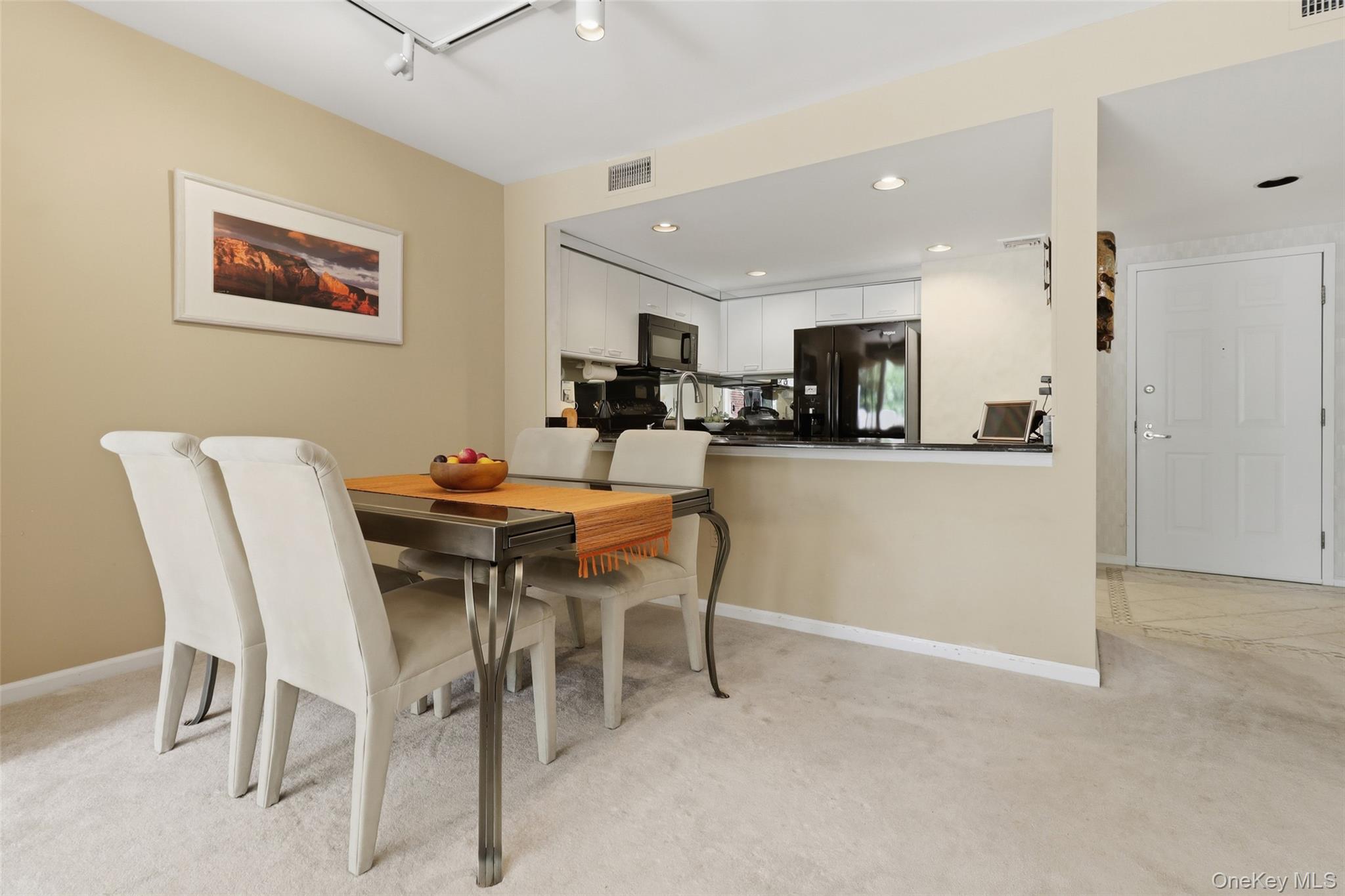 333 North State Road, Unit 45 Briarcliff Manor, NY 10510 - Photo 6 of 26