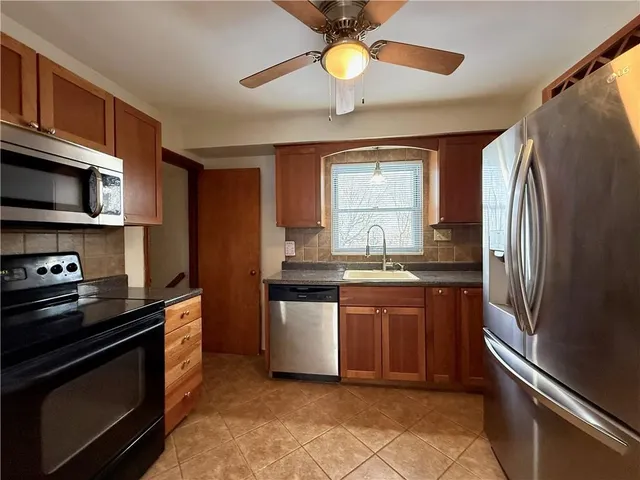 $1,850 | 3037 Churchview Avenue, Pittsburgh, PA 15227