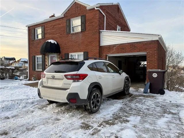 $1,850 | 3037 Churchview Avenue, Pittsburgh, PA 15227