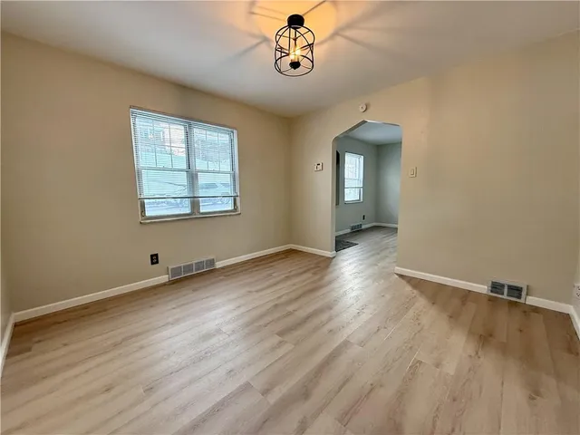 $1,850 | 3037 Churchview Avenue, Pittsburgh, PA 15227